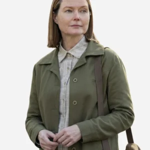 Margaret-White-Carrie-Season-01-Green-Jacket